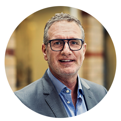 Frans Stoops, Administrativ chef